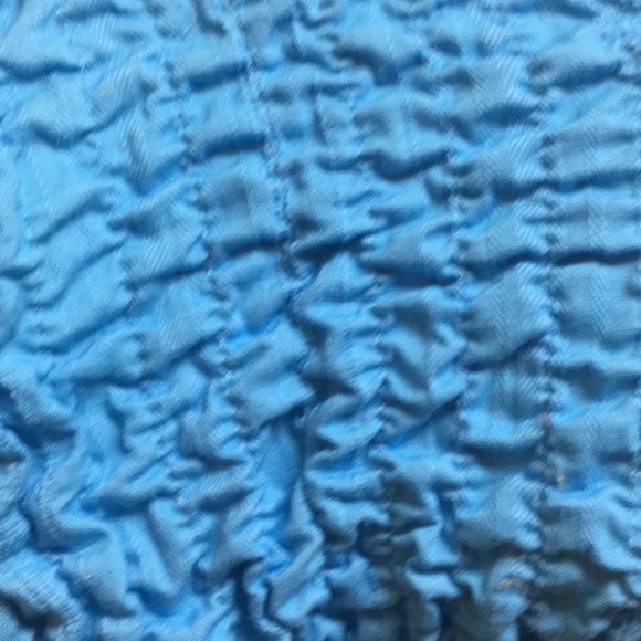 Cute blue tie up shirt. - Picture 3 of 3